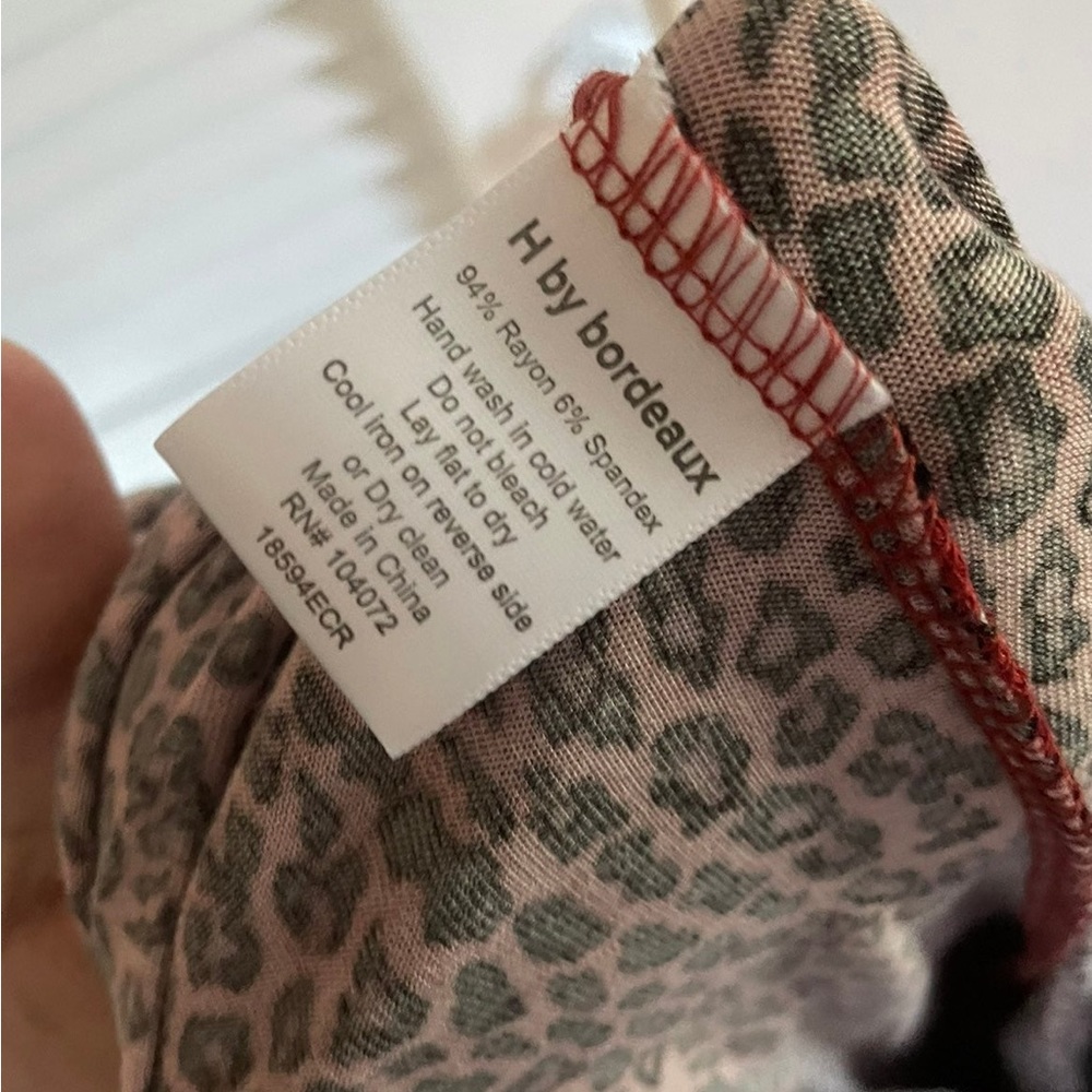 Red leopard top - Picture 2 of 2